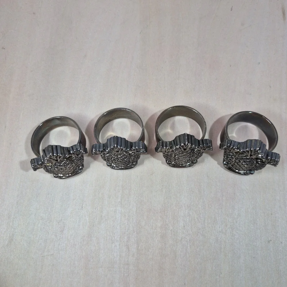 Set of 4 Silver Tone Pineapple Napkin‎ Rings Elegant Table Decor